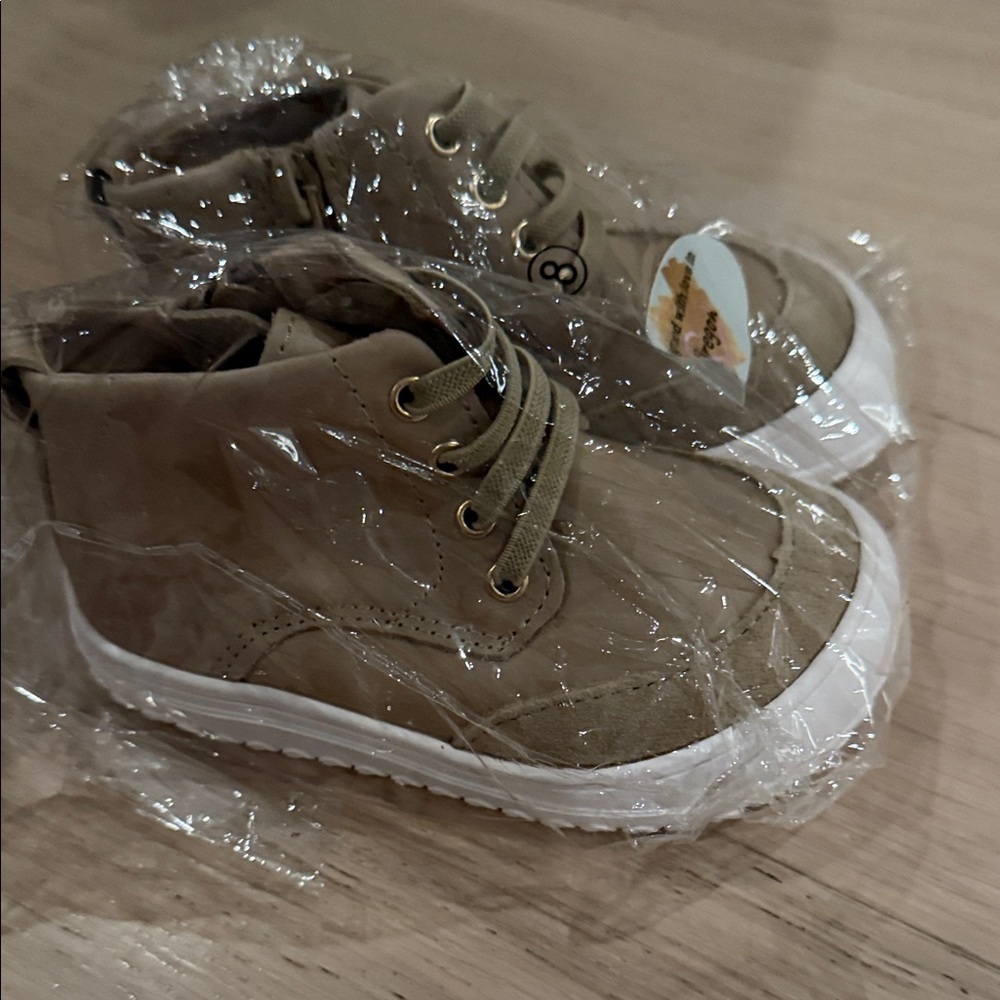 Little Love Bug The Play Perfect High Top